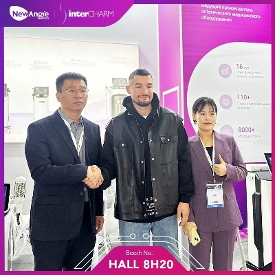 4 4